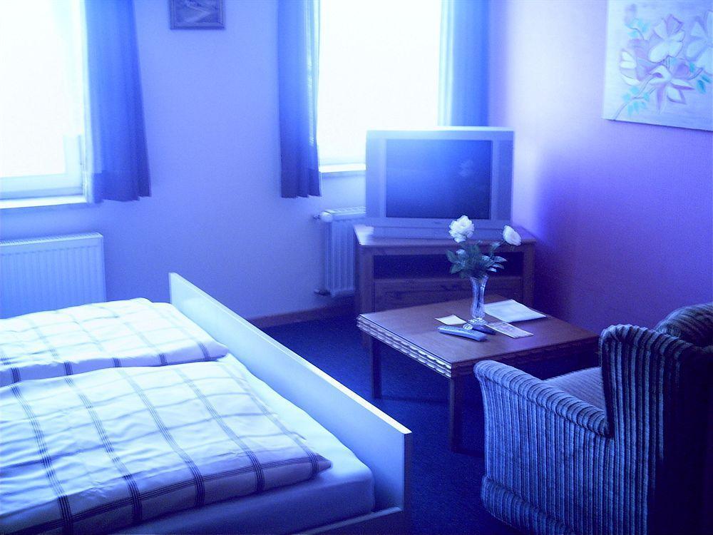 Hotel Zum Ruecking Northeim Ngoại thất bức ảnh