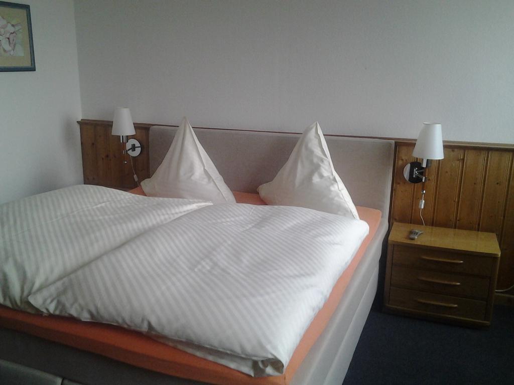 Hotel Zum Ruecking Northeim Ngoại thất bức ảnh